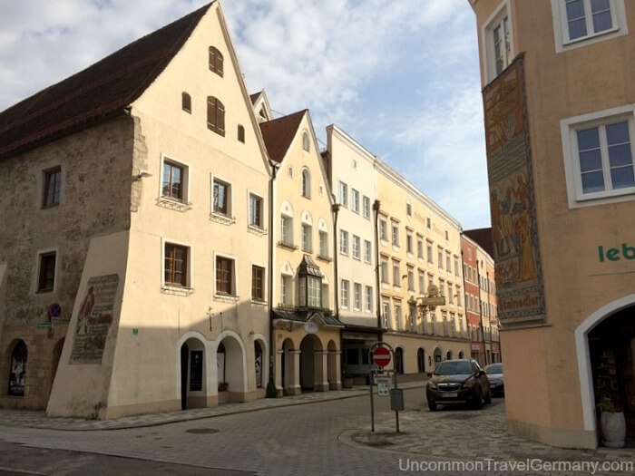 Браунау. Браунау Австрия. Браунау-на-Инне. Braunau am Inn Austria. Браунау-ам-ИНН дом Гитлера.