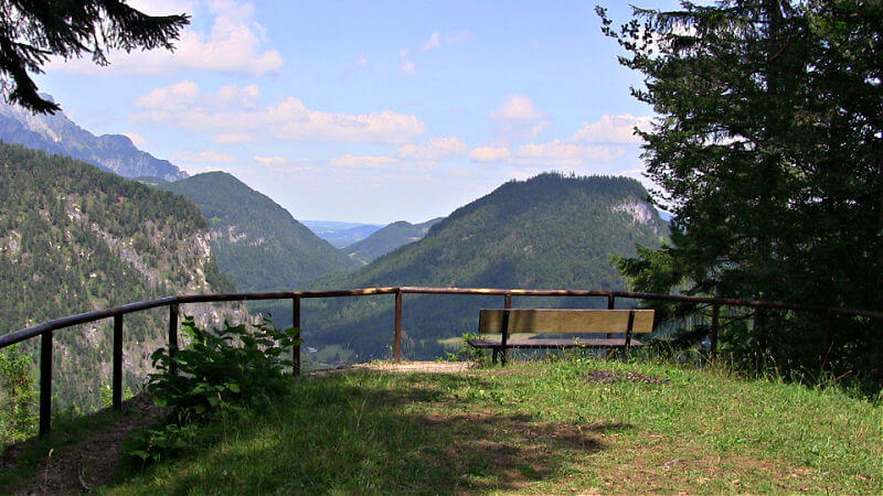 Explore the Obersalzberg: Nazi ruins and alpine beauty.